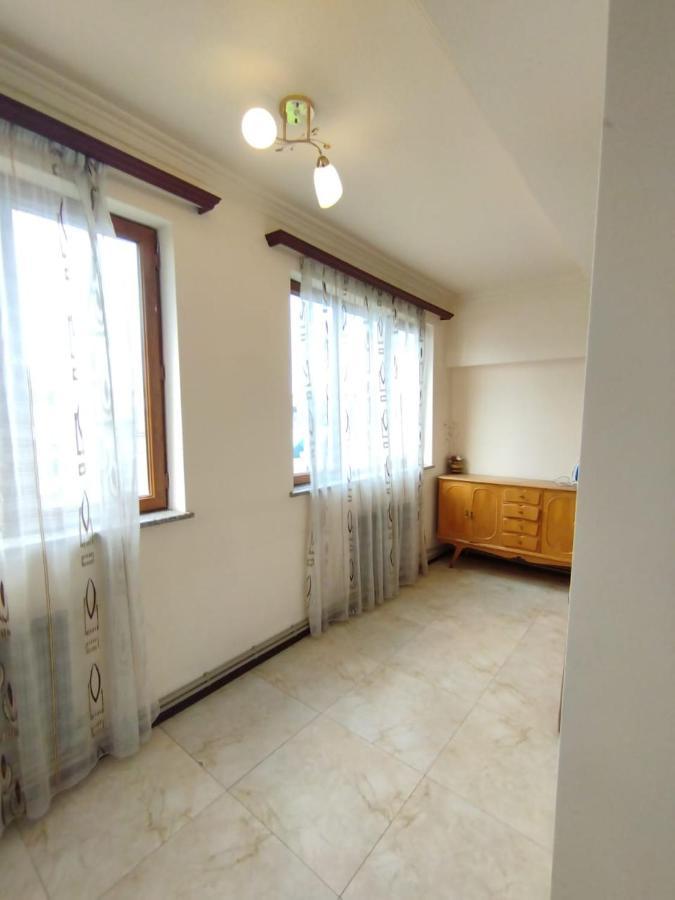 Large Apt Near Republic Square Apartment Ереван Екстериор снимка